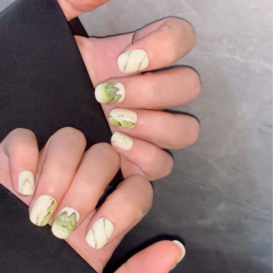 Green Gentle Press on Nail