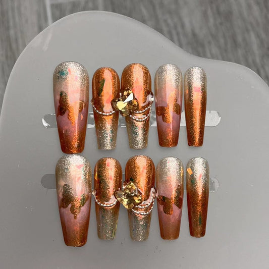 Melbourne Golden Butterfly Press on Nail - Laura MarlaPress on Nail